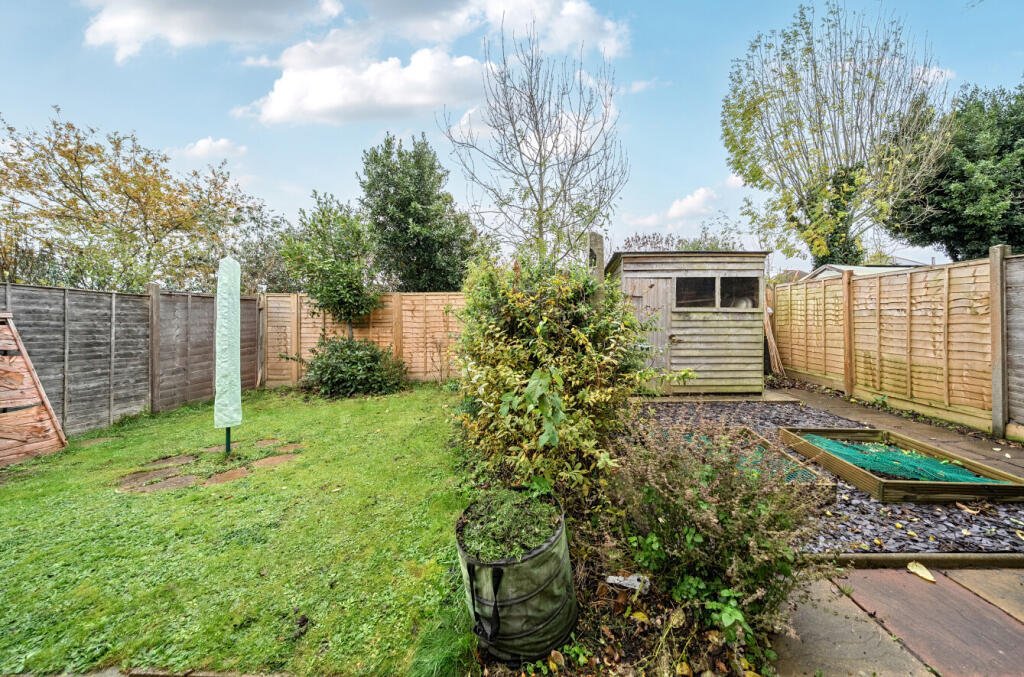 1384602-15-692844...