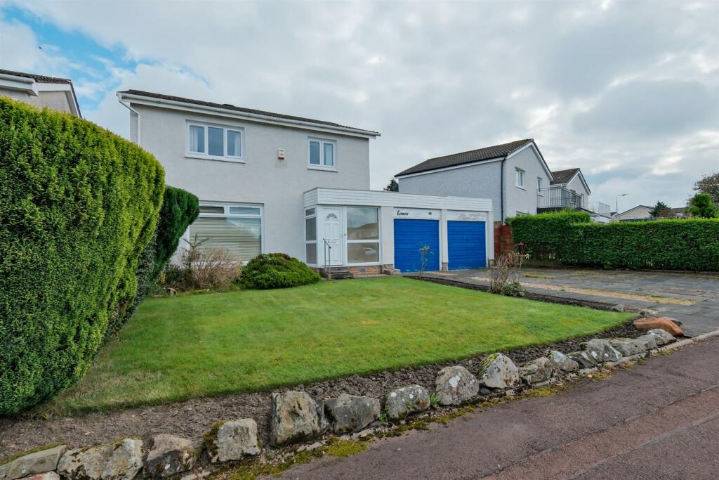 005-30 Braemar Cres, Carluke ML8 4BH.jpg