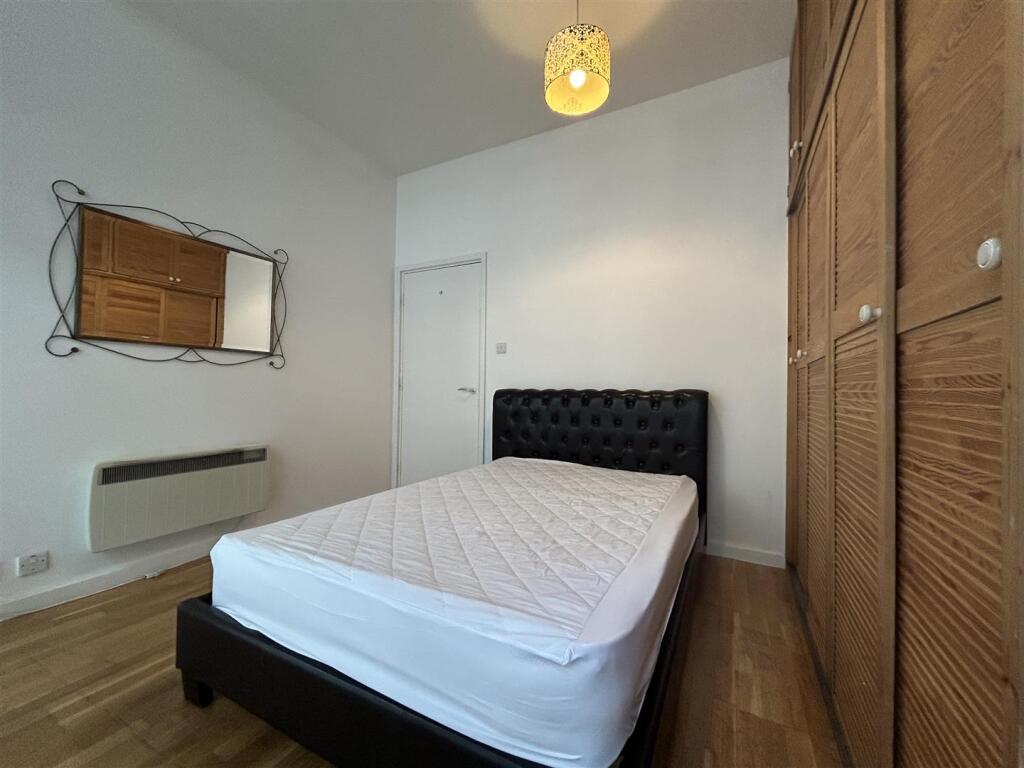 Bedroom.jpeg