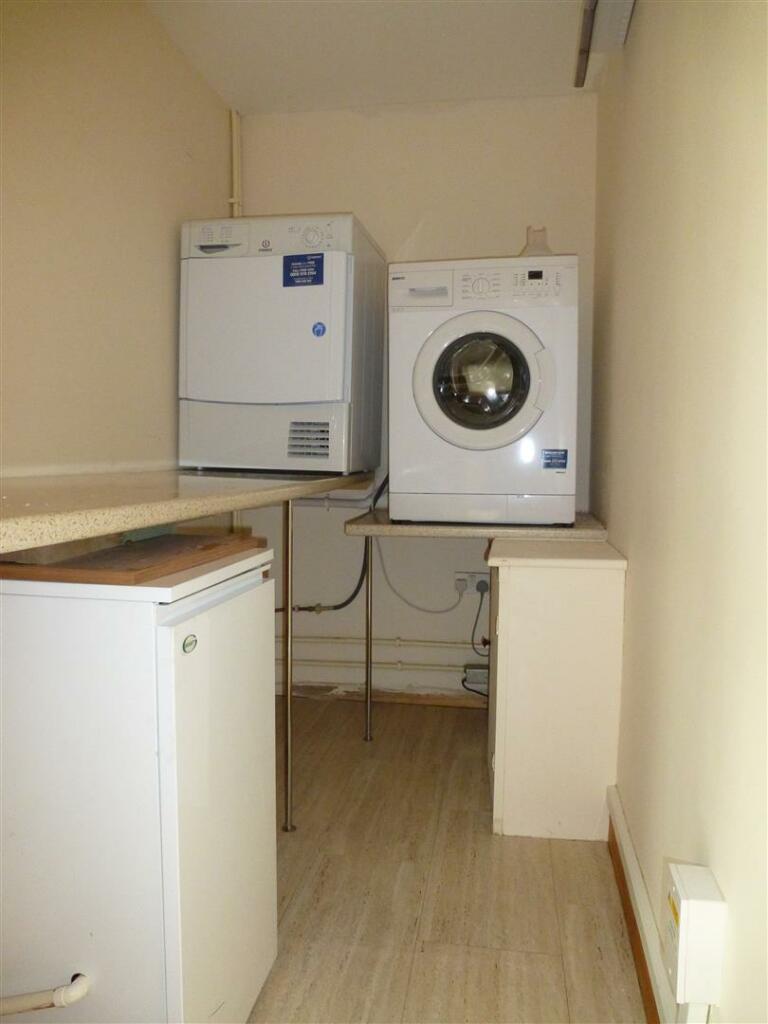 Utility Room.JPG