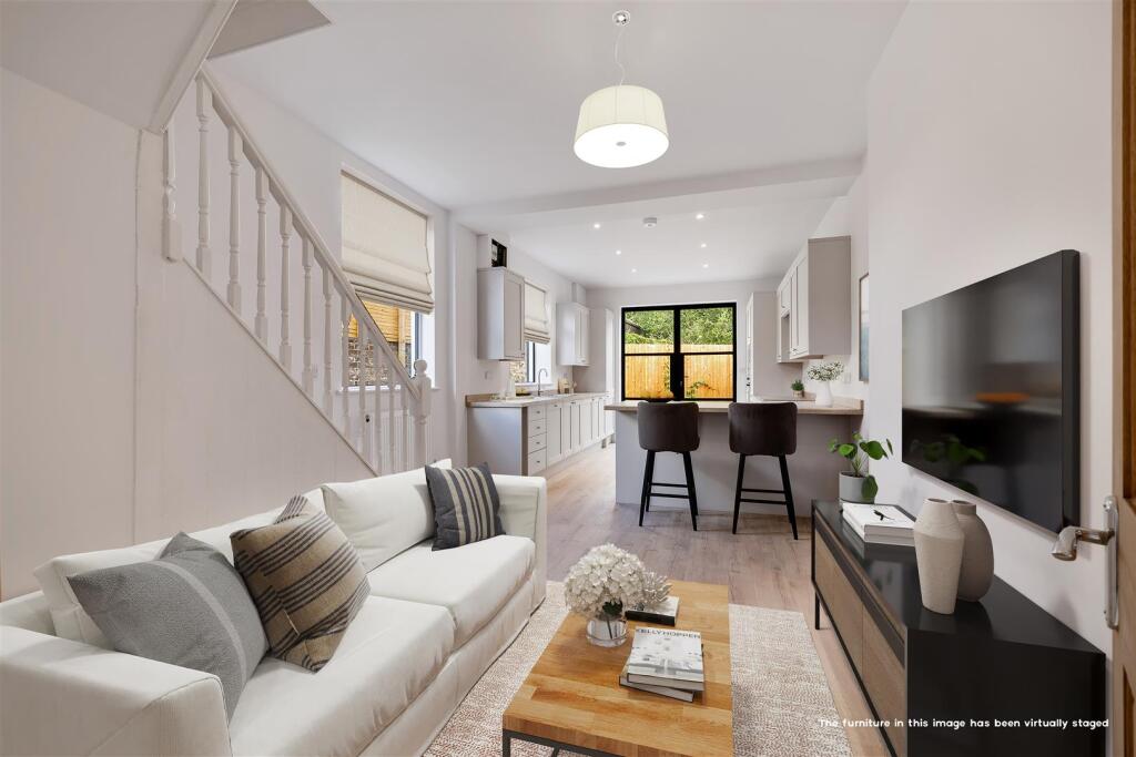 Kitchen / Dining Room