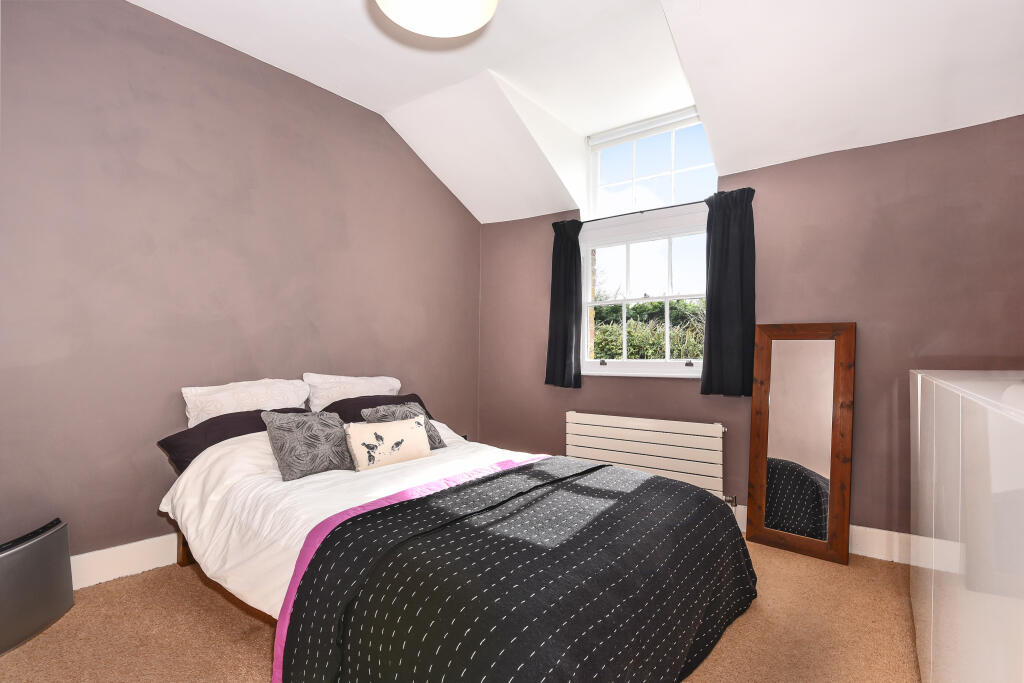 2-bed-flat-church-ho