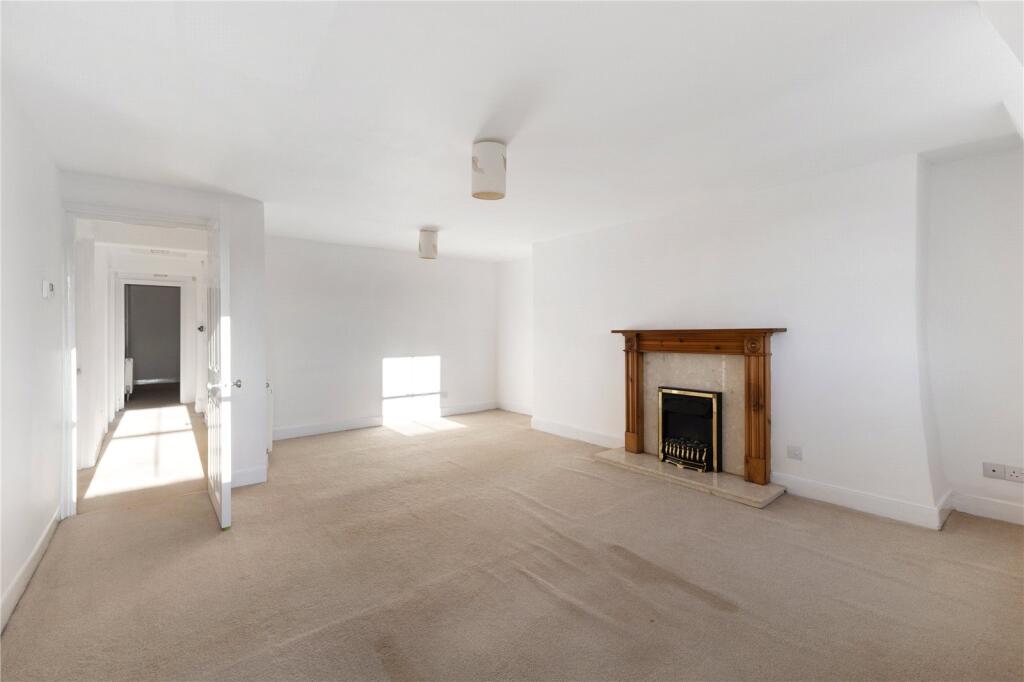 Living / Dining Room