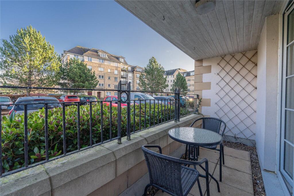 Balcony Alt