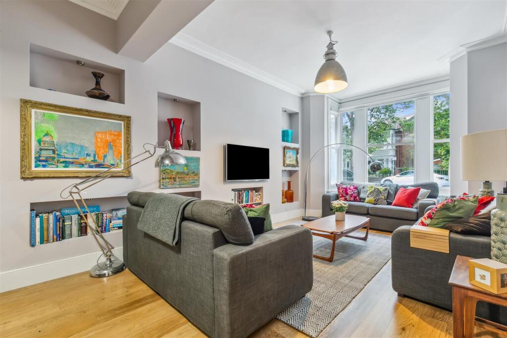 Prebend Gardens, W4 - FOR SALE