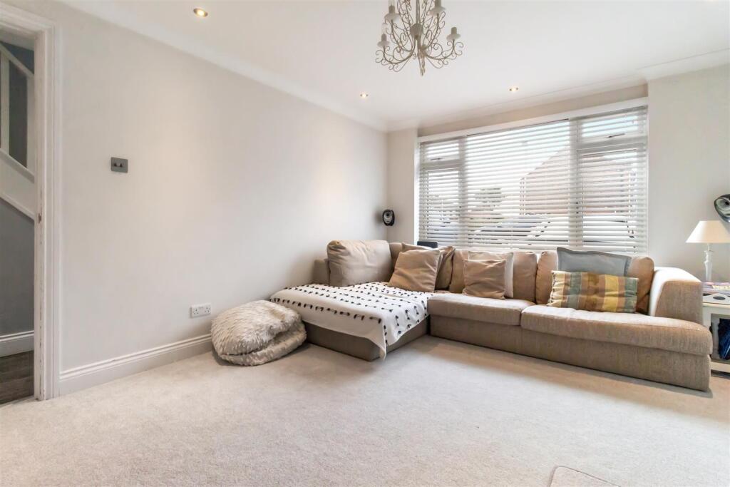 Rodean Road 68-018.jpg