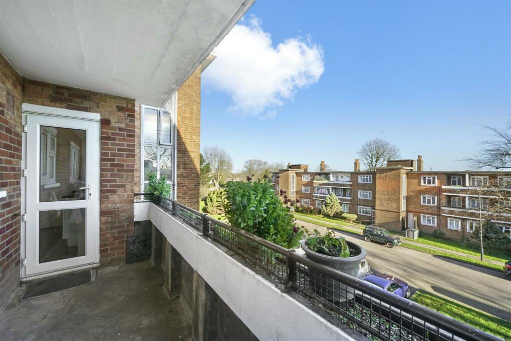 14 Gauntlett Court - nfBnZ2bjXgI3kECFINWs.jpg