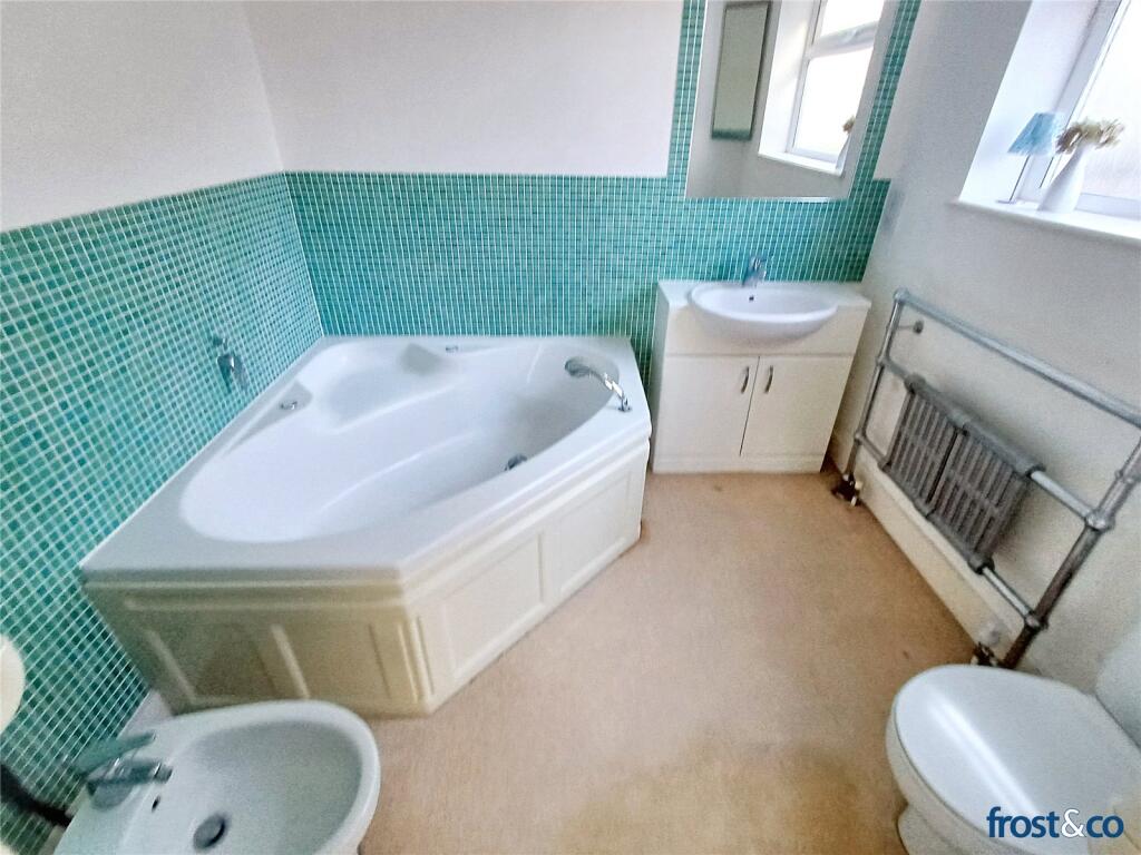 Ensuite