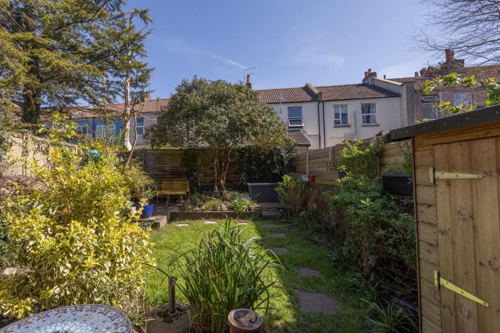 12 Cowper Street-28.jpg