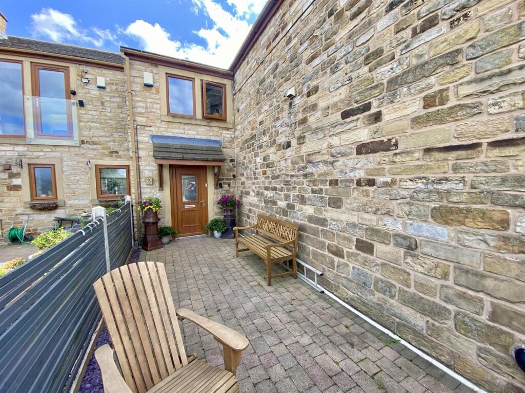 Bramleys Estate Agents - The Orchards - Bellstring