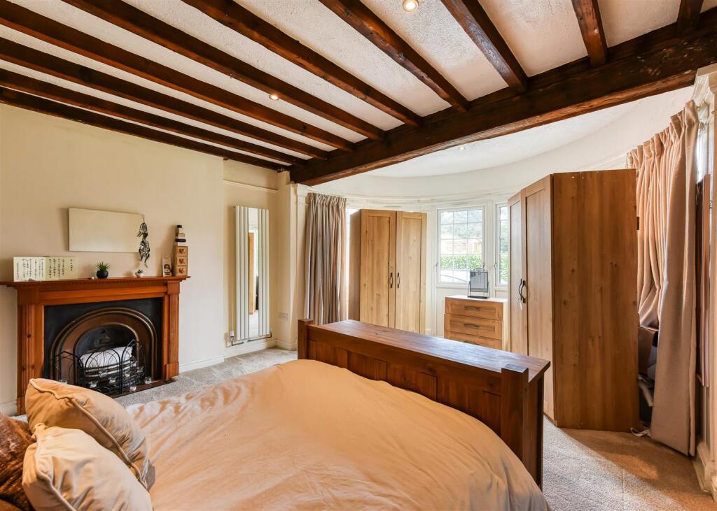 1 Seven Stars-bedroom1c.jpg