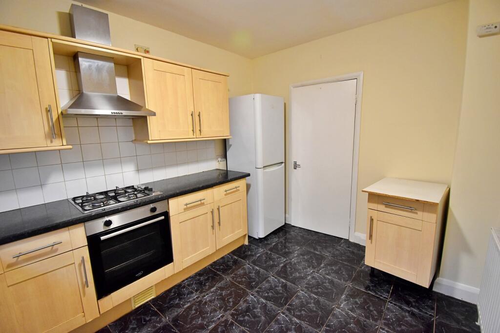 Castle Avenue, Highams Park, London. E4 9PY