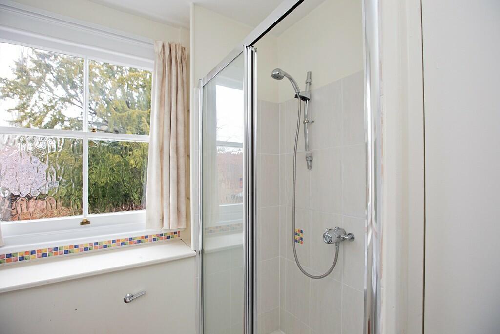 2nd Ensuite