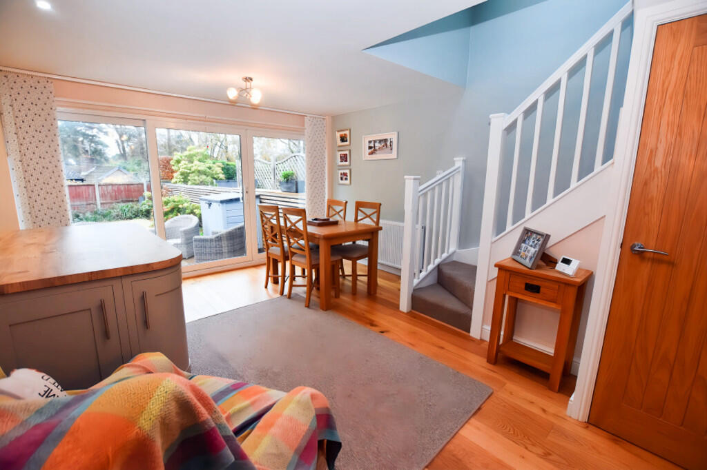 Dining Kitchen 6
