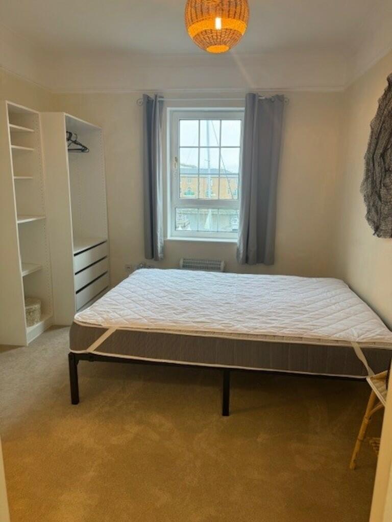 Main Bedroom (5)