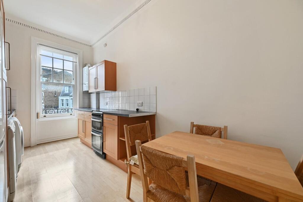 FBL - Bolingbroke Road - Kitchen3 (1).jpg