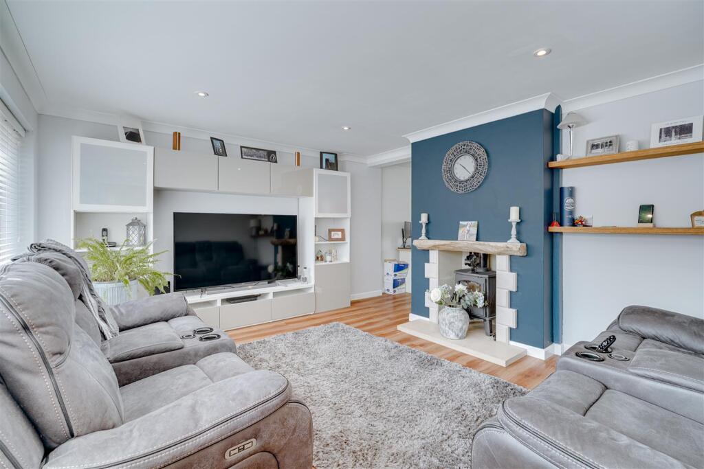 40 Church Mdw, Barton Mills,--25.jpg