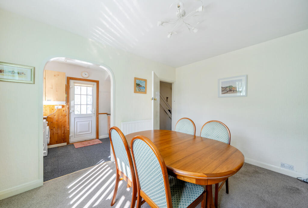 1348815-9-68c074d...