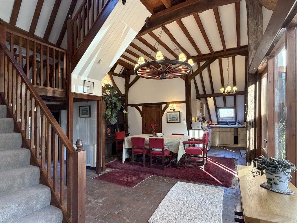 Dining Room Alt