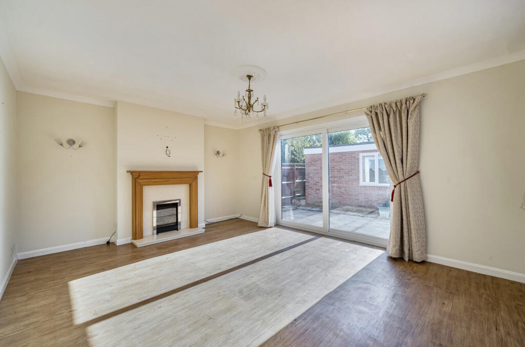 1360225-19-68dbab...