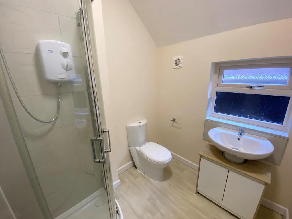 hednesford bathroom.jpg