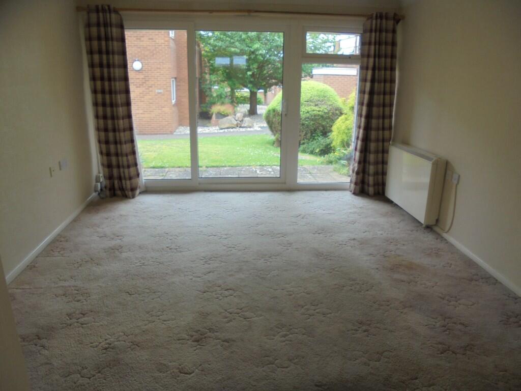 Burns Road, Loughborough, Leicestershire, LE11