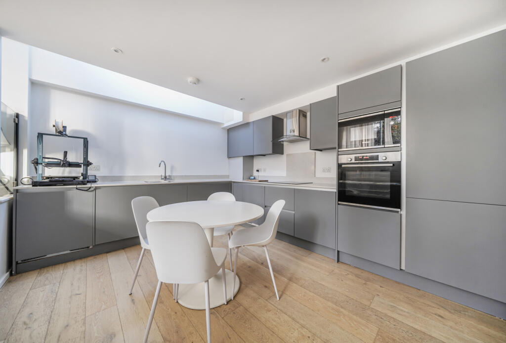 1376412-4-691c789...