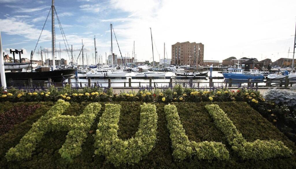 Hull-Marina.jpg