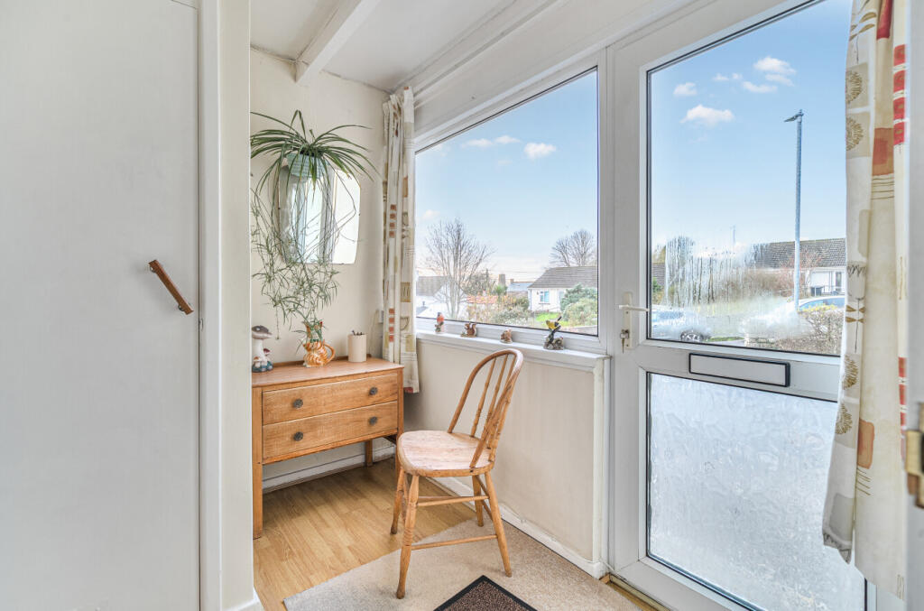 1385407-11-6926d8...