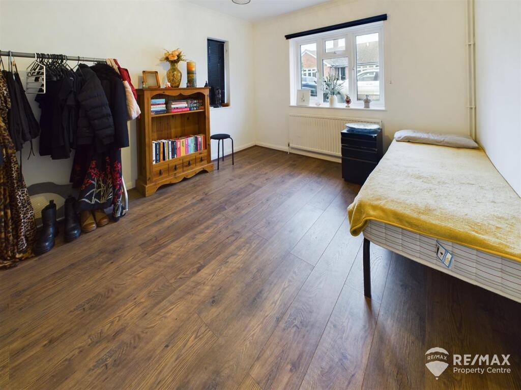 Bedroom 2.jpg