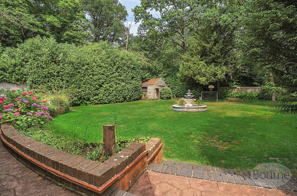 1e306715-59bf-437...