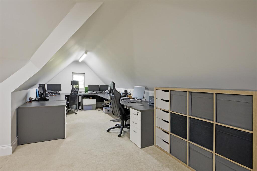 office/teenager space