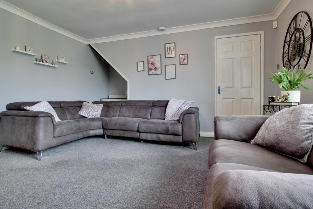 Lounge - reverse view
