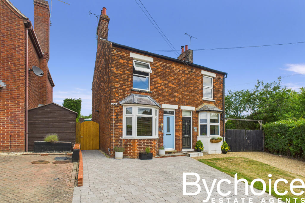 CAM05454G0-PR0022-STILL027