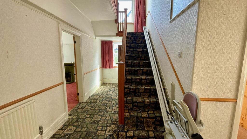 ENTRANCE HALL