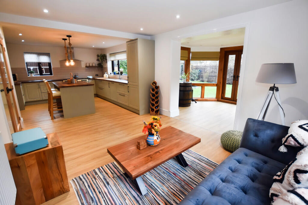 Dining Kitchen