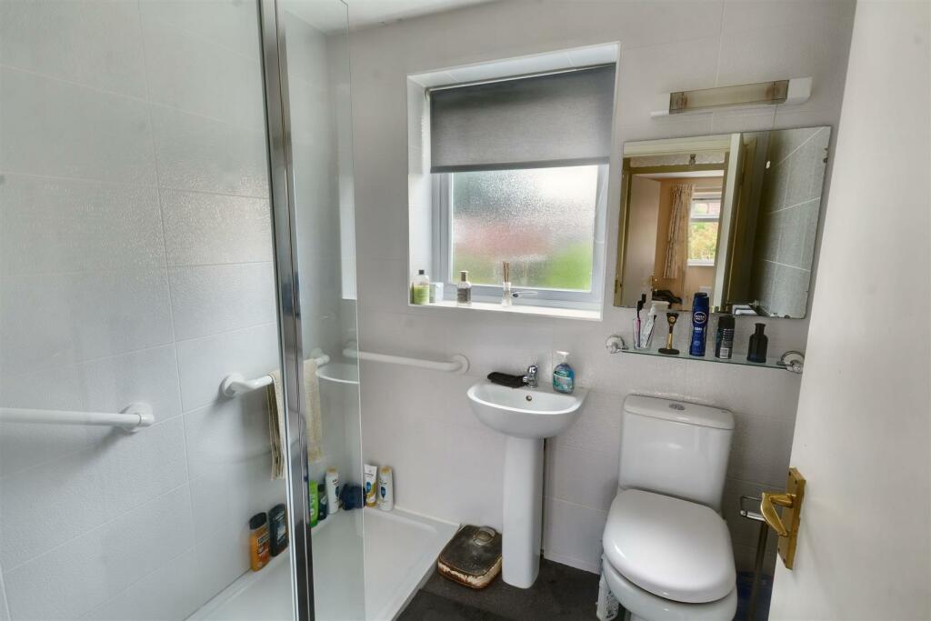 bathroom.jpeg