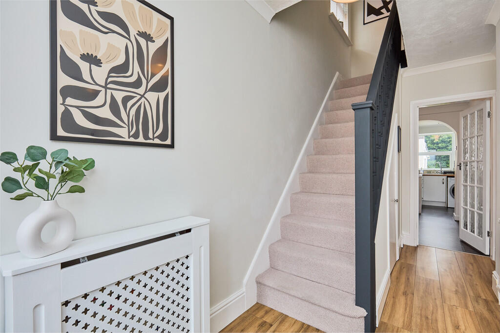 Edward Knight 202...