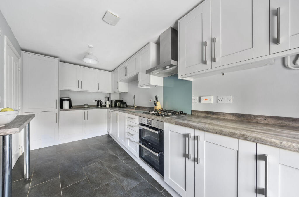 1309873-1-6859817...