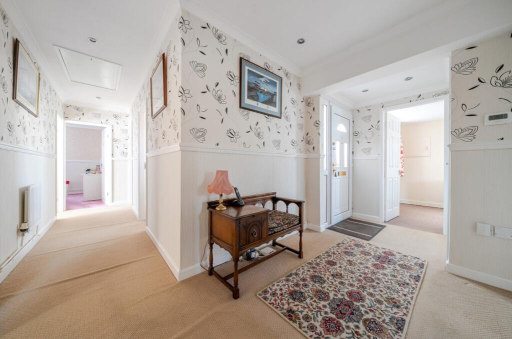 1320812-12-686bfc577d642