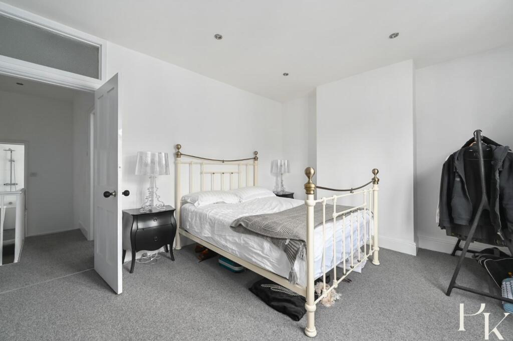 32-cheltenham-place-bn1 (23).jpg