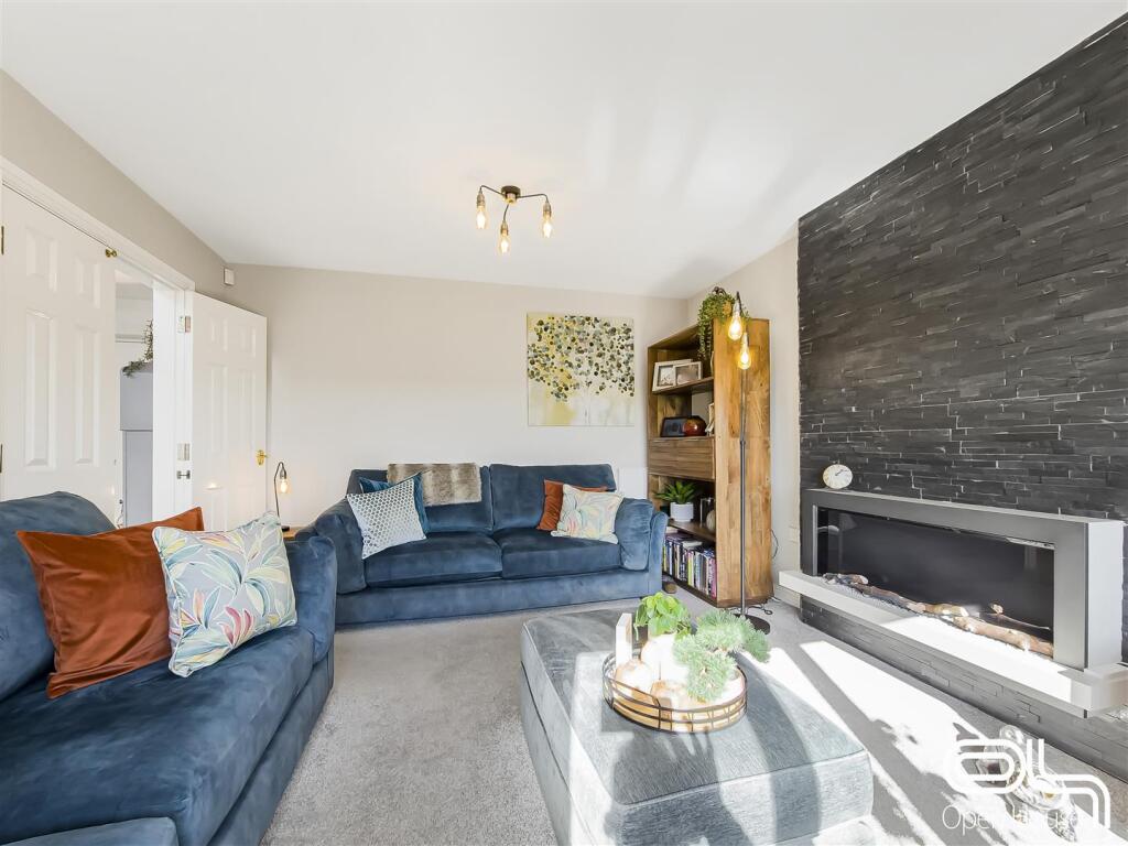 Doveridge Road, Burton on Trent (46).jpg