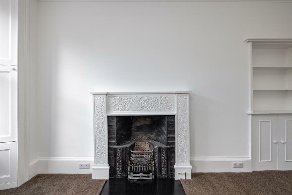 9b High Street Jedburgh 11.JPG