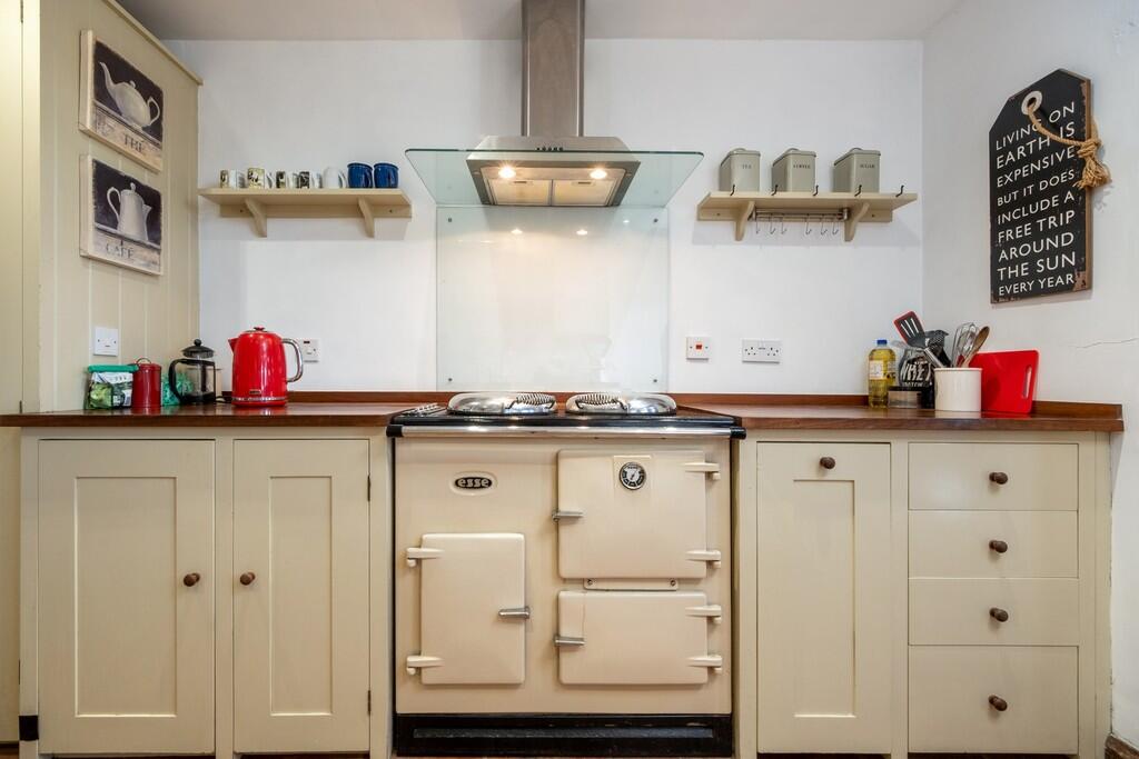 1440pxReads Hall-...