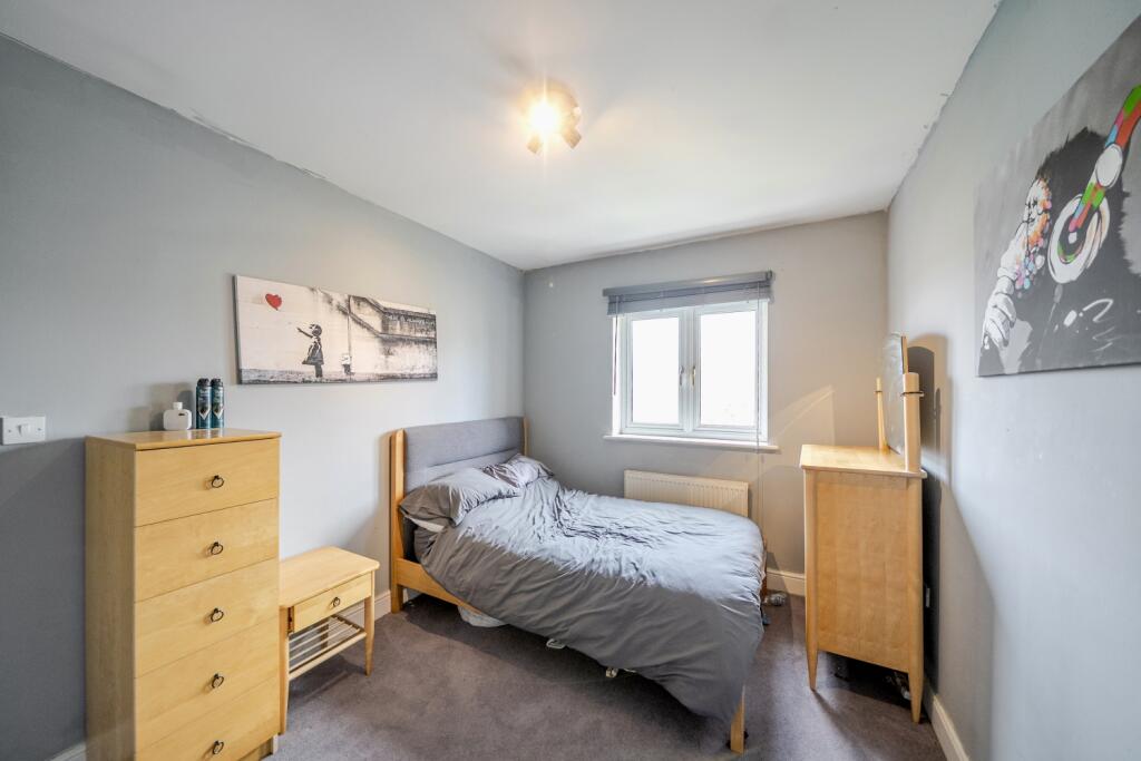 Double bedroom 2