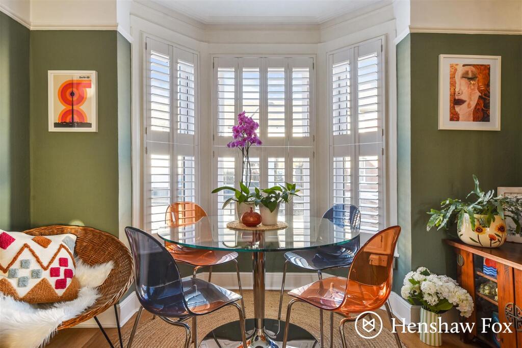 Ph38_6348561 - Copy.jpg