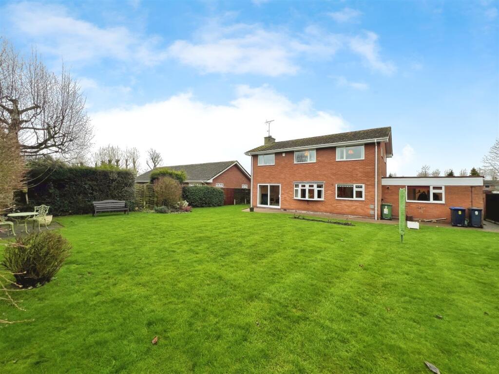 695f67fe-rear 20elevation.jpg