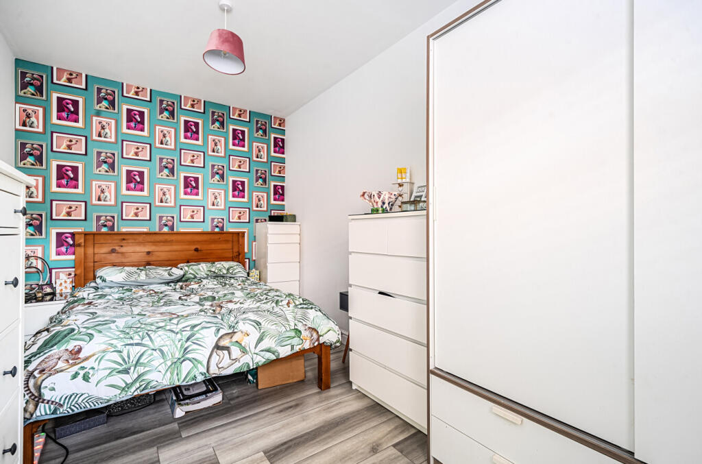 1361949-21-68ffa2...