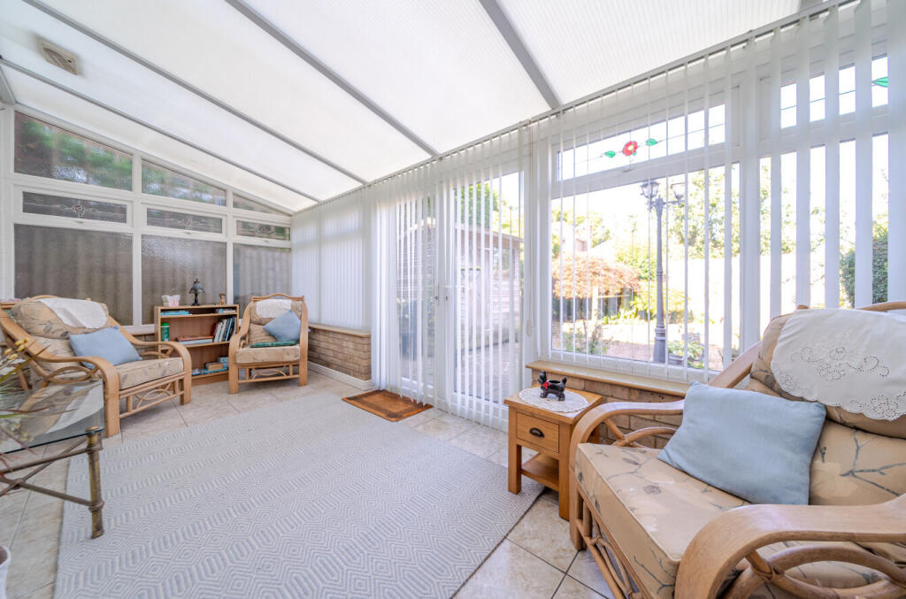 1336031-19-6899d1...