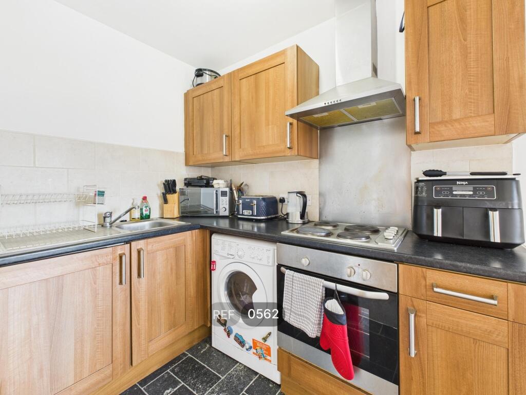 Kitchen &amp; Living area